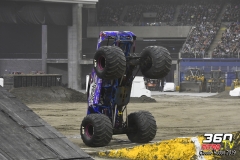 19-04-07-monster-0408