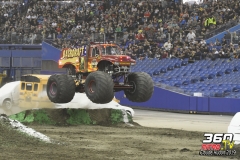 19-04-07-monster-0790