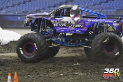 19-04-07-monster-0830