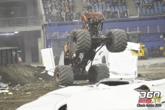 19-04-07-monster-1974