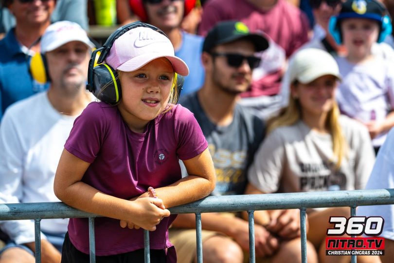 dimanche-2408111439532041CG